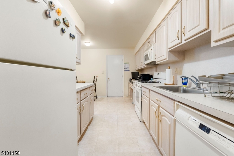 Franklin Twp., NJ 08873,110 Bayberry Dr