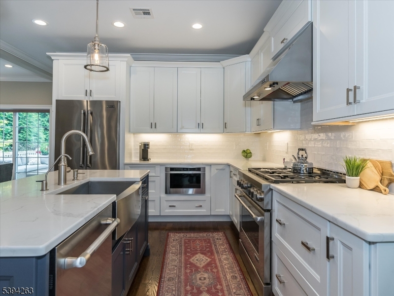 Madison Boro, NJ 07940,107 Greenwood Ave