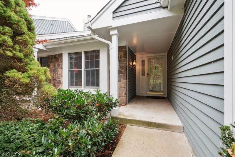 Bedminster Twp., NJ 07921,2 Berkley Ln