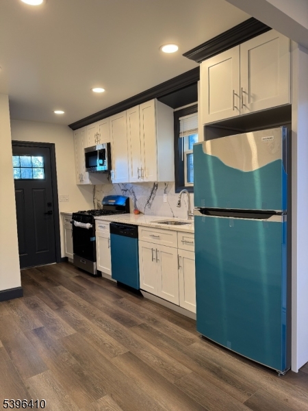 Hackensack City, NJ 07601,27 Emerald St