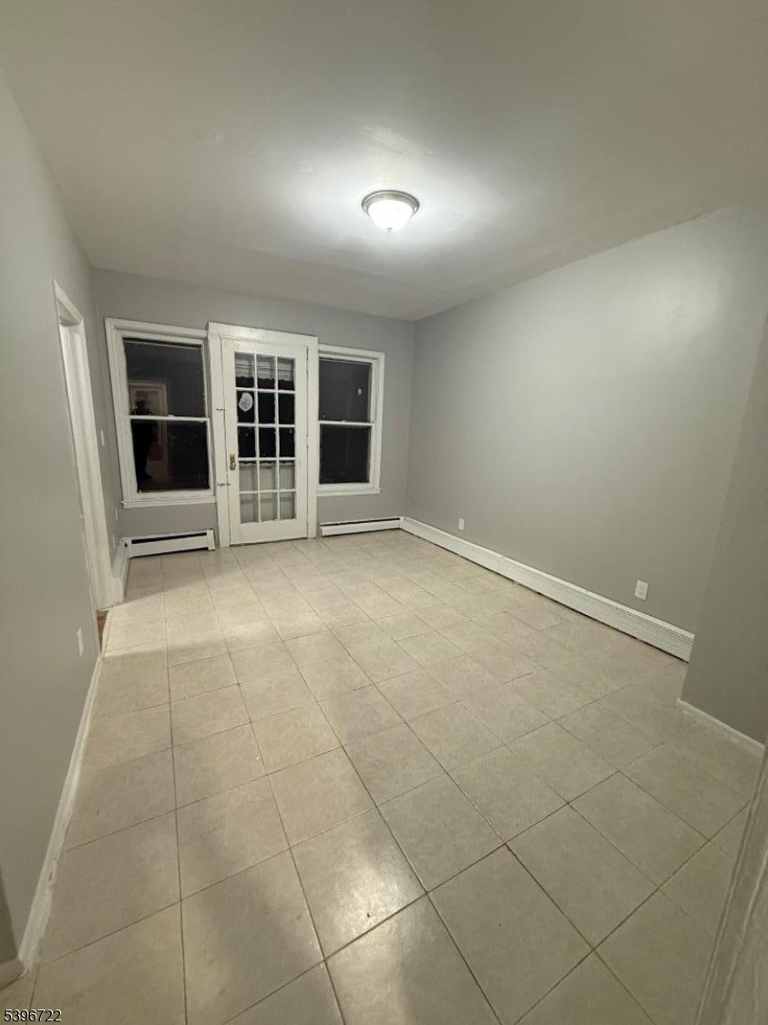 West Orange Twp., NJ 07052,27-29 Kling St