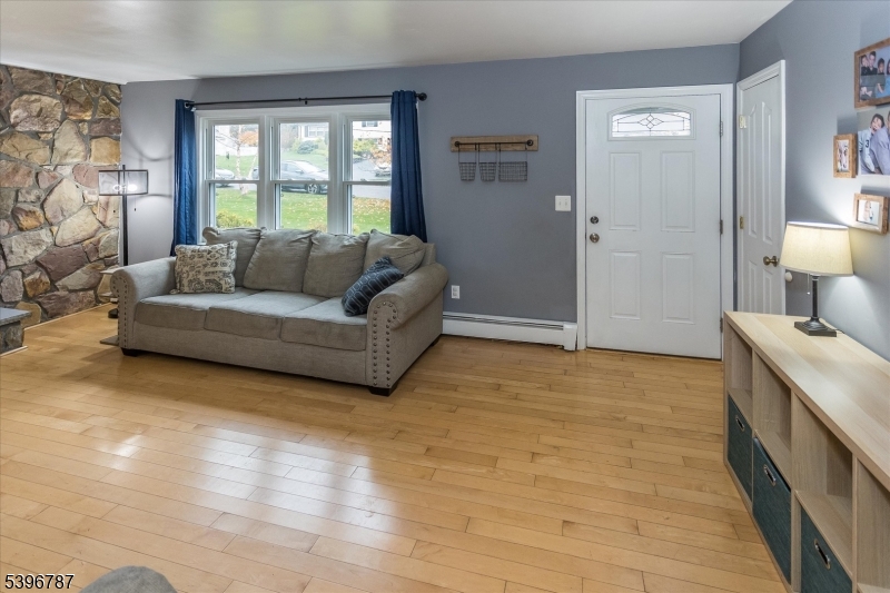 Hanover Twp., NJ 07927,54 Locust Dr