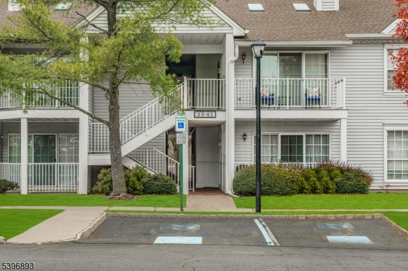 37 CHELSEA COURT, Franklin Twp., NJ 08823