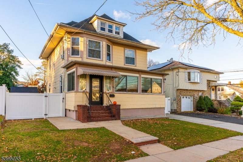 Linden City, NJ 07036,106 W Gibbons St