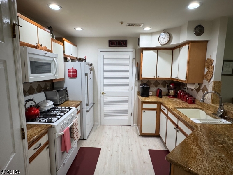 Pequannock Twp., NJ 07444,5314 Tudor Dr