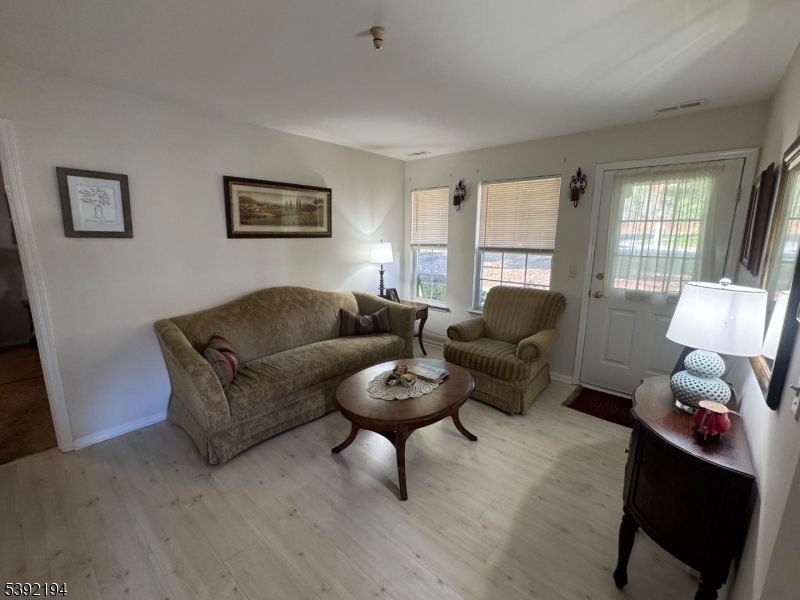 Pequannock Twp., NJ 07444,5314 Tudor Dr