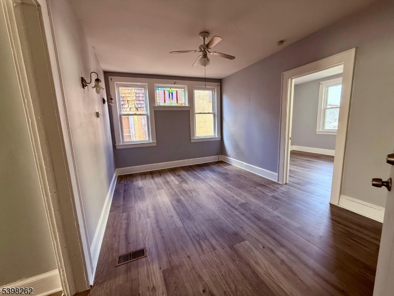 Irvington Twp., NJ 07111,11 Montrose Ter #2