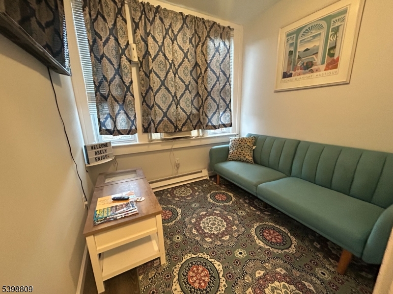 Newark City, NJ 07112,142 Mapes Ave Unit 3