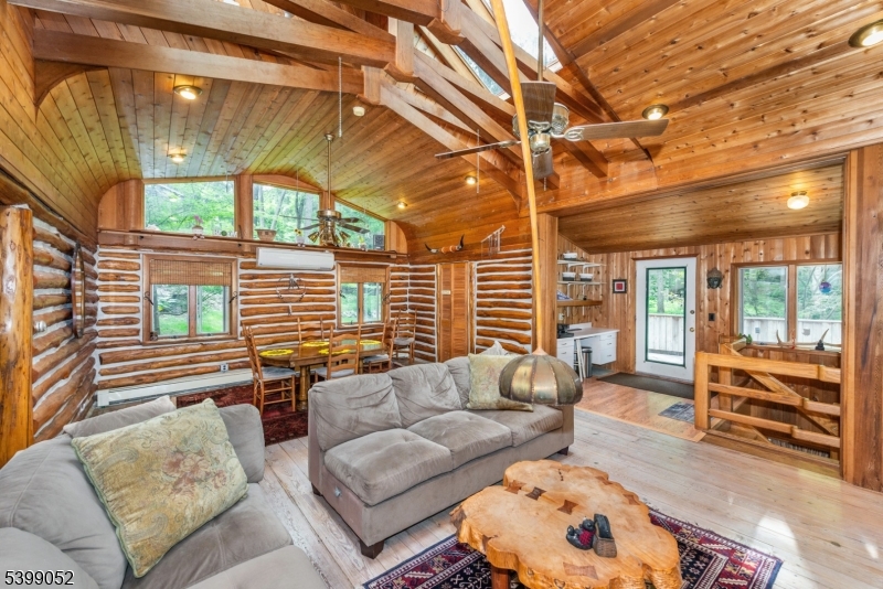 Vernon Twp., NJ 07461,20 Glenwood Ln