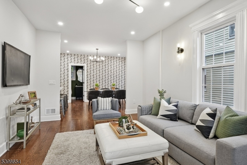 South Orange Village Twp., NJ 07079,254 Academy St