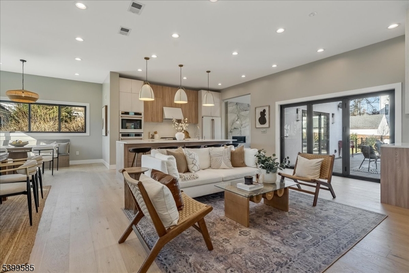 Montclair Twp., NJ 07042,36 James St