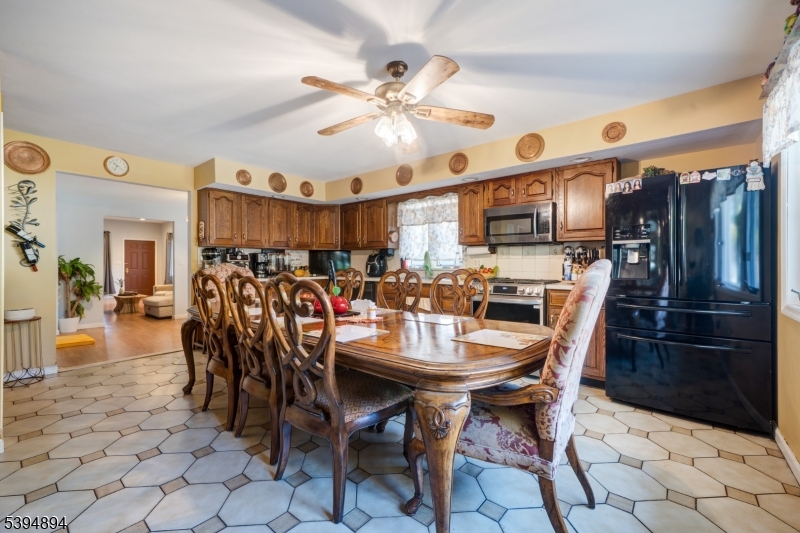 Westfield Town, NJ 07090,724 South Ave W.,