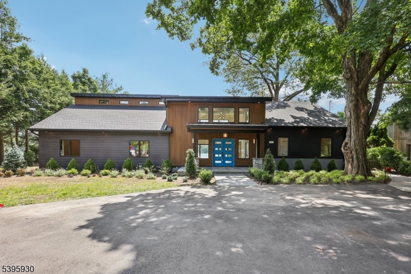 West Milford Twp., NJ 07421,12 Rocky Pt Rd