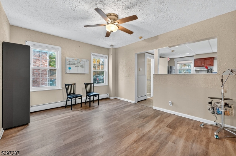 Verona Twp., NJ 07044,160 Bloomfield Ave