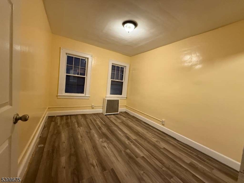 Hillside Twp., NJ 07205,579 Leo St