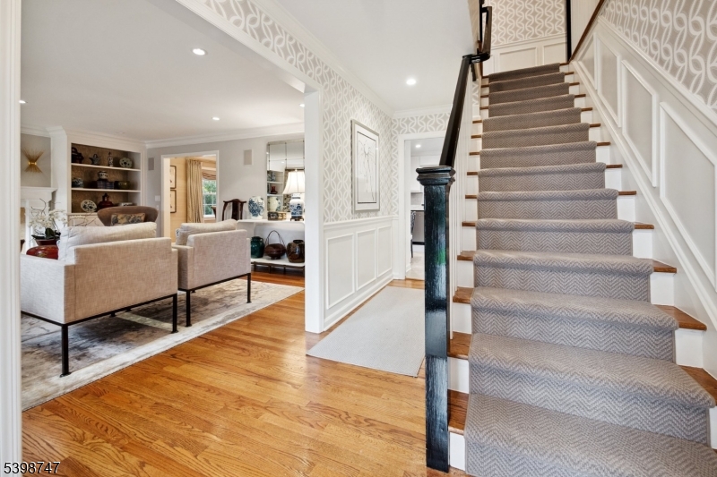 Summit City, NJ 07901,7 Oak Forest Ln