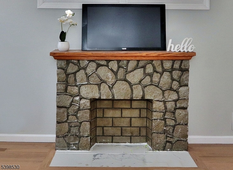 Irvington Twp., NJ 07111,39 Grant Place