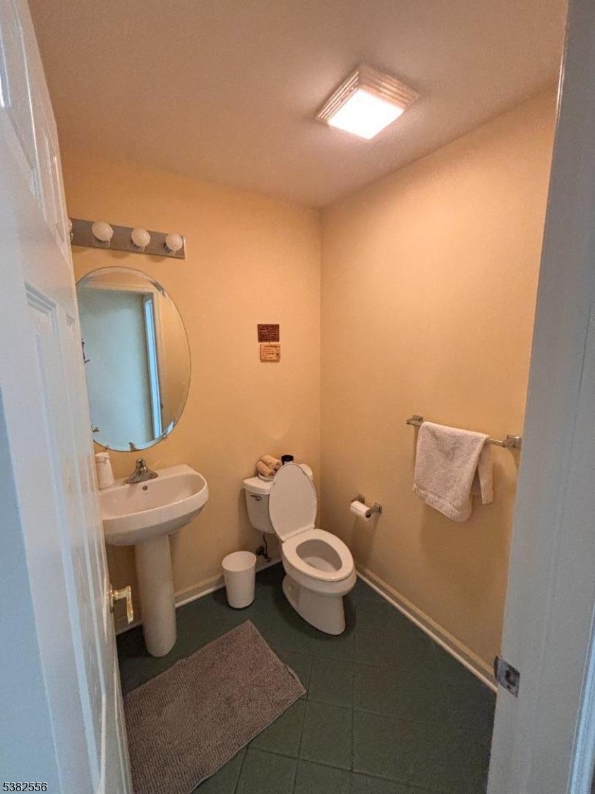 Hardyston Twp., NJ 07419,5 Little Tarn Ct