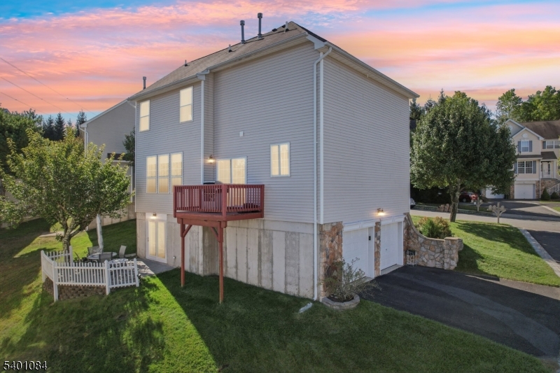 Mount Olive Twp., NJ 07840,205 Winding Hill Dr