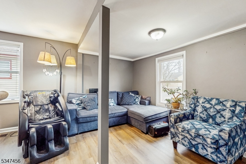 Manville Boro, NJ 08835,20 S 8Th Ave