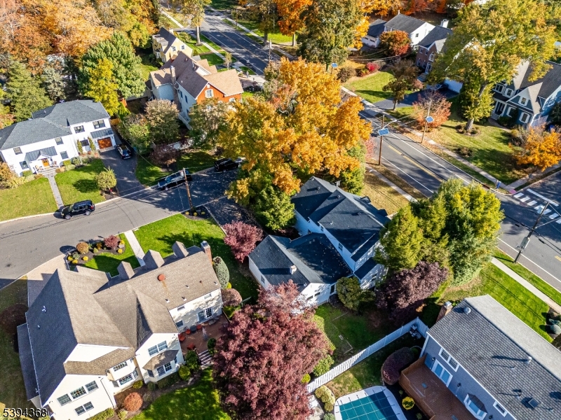 Metuchen Boro, NJ 08840,47 Clive St