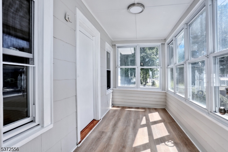 Fair Lawn Boro, NJ 07410,7-29 Cedar St