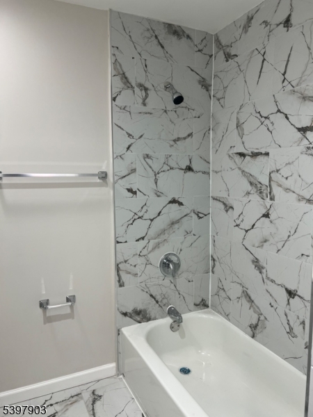 Newark City, NJ 07106,28 Kenmore Ave #1L