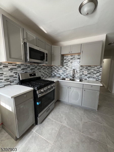 Newark City, NJ 07106,28 Kenmore Ave #1L