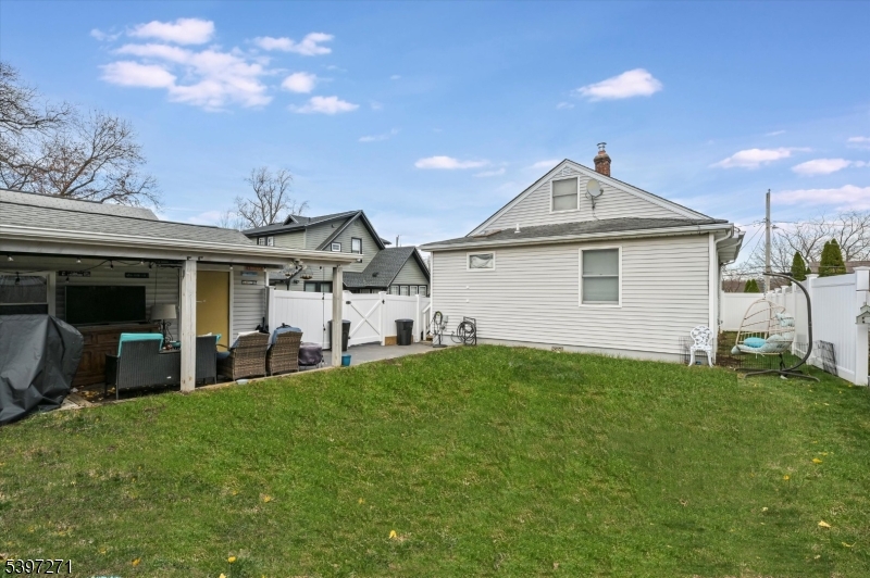 Bloomingdale Boro, NJ 07403,19 Pearl St