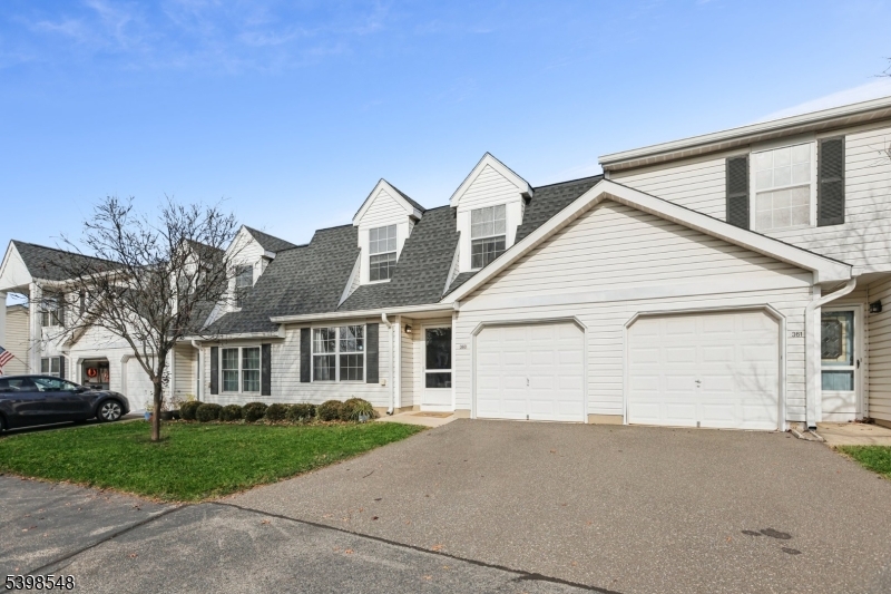 Franklin Twp., NJ 08873,360 Cotswold Pl