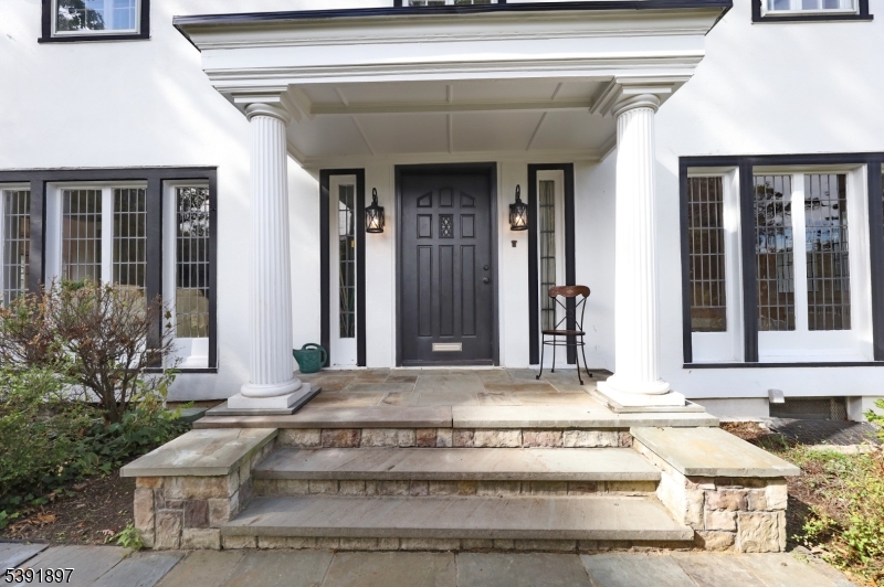 Paterson City, NJ 07514,98-106 East 38th St