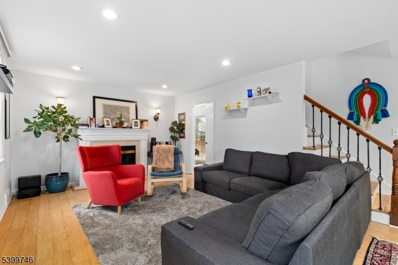 Livingston Twp., NJ 07039,480 S Livingston Ave