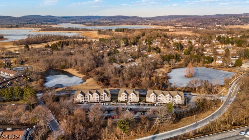 Clinton Town, NJ 08809,10 Park Drive #10