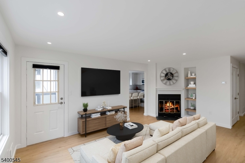 Chatham Twp., NJ 07928,22C Heritage Dr #C