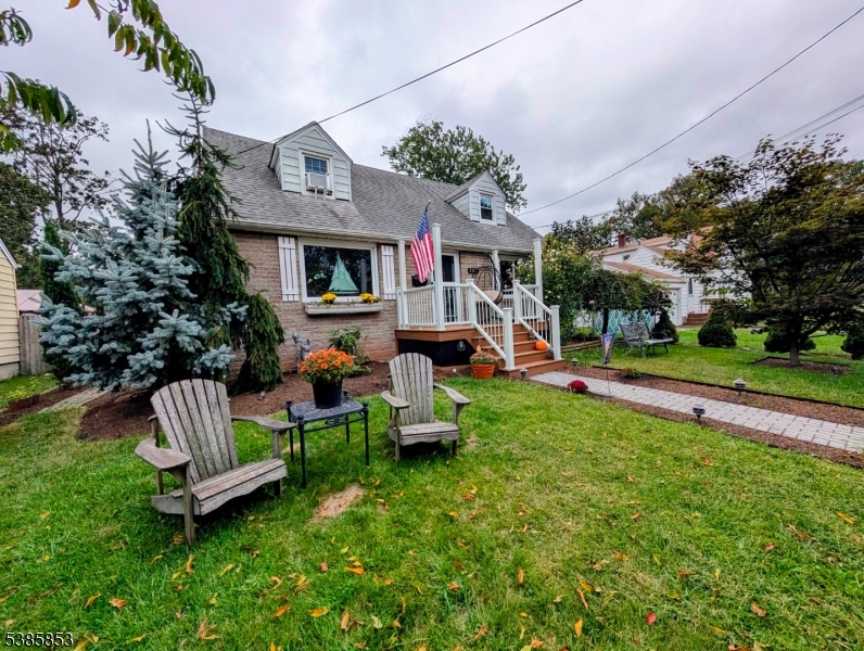 182 W Lake Ave, Rahway City, NJ 07065