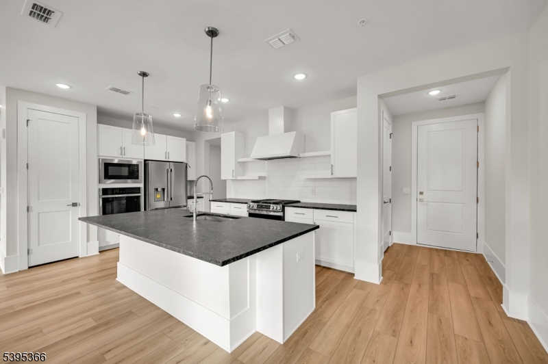 Warren Twp., NJ 07059,127 Myrtle Rd