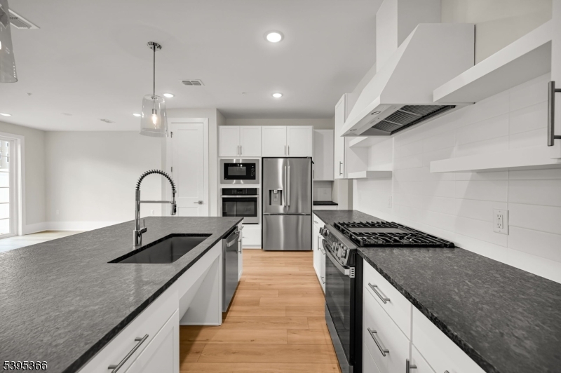 Warren Twp., NJ 07059,127 Myrtle Rd