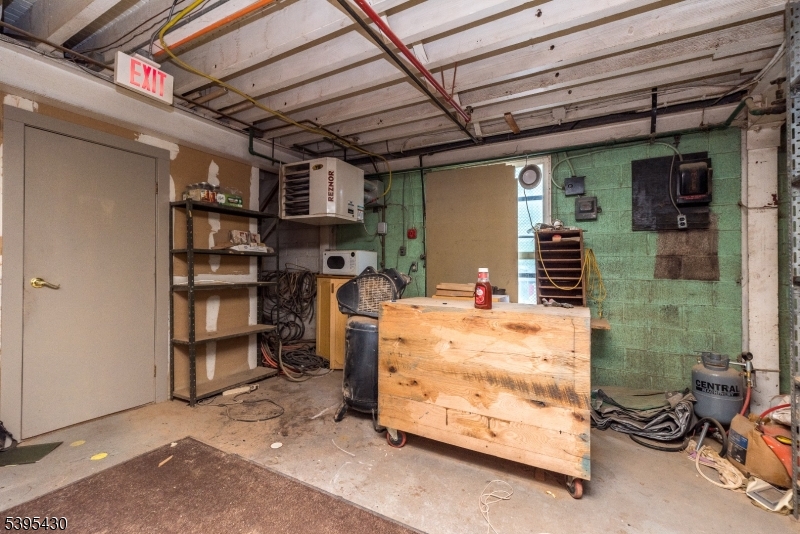 Frenchtown Boro, NJ 08825,4 7Th St