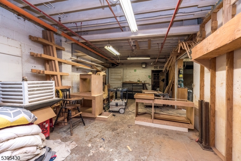 Frenchtown Boro, NJ 08825,4 7Th St