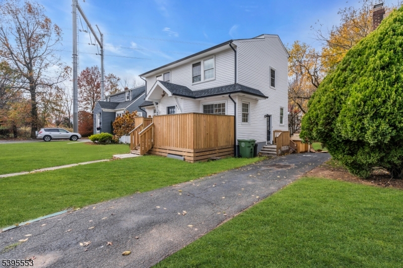 Roselle Boro, NJ 07203,932 Wheatsheaf Rd