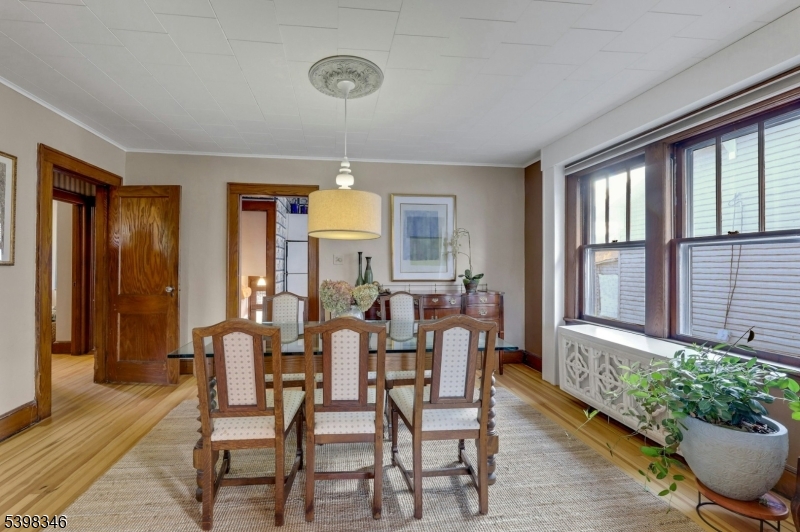 Hawthorne Boro, NJ 07506,87 Buena Vista Ave