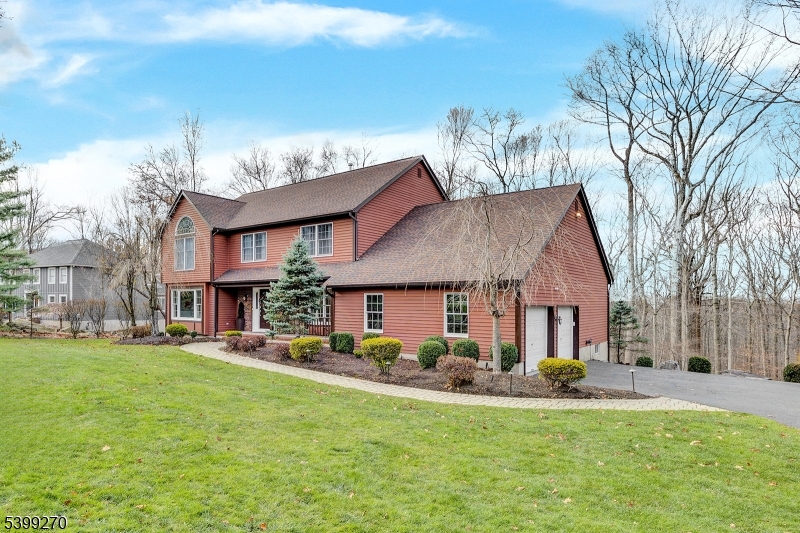 Randolph Twp., NJ 07869,17 Knollwood Ter