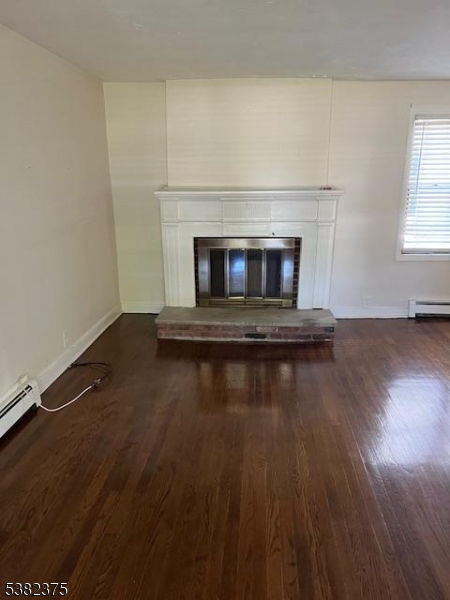 Cranford Twp., NJ 07016,307 Walnut Ave Unit 1