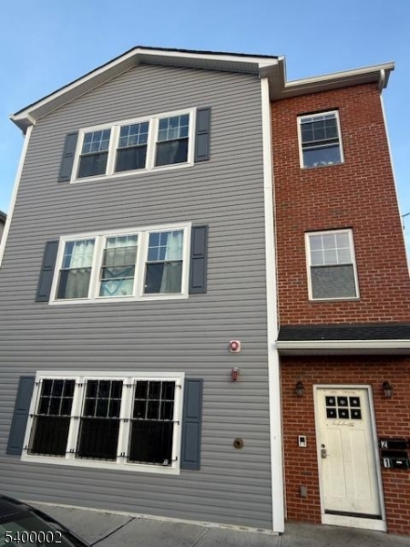 40-42 Martin Luther King Jr Bv, Newark City, NJ 07104