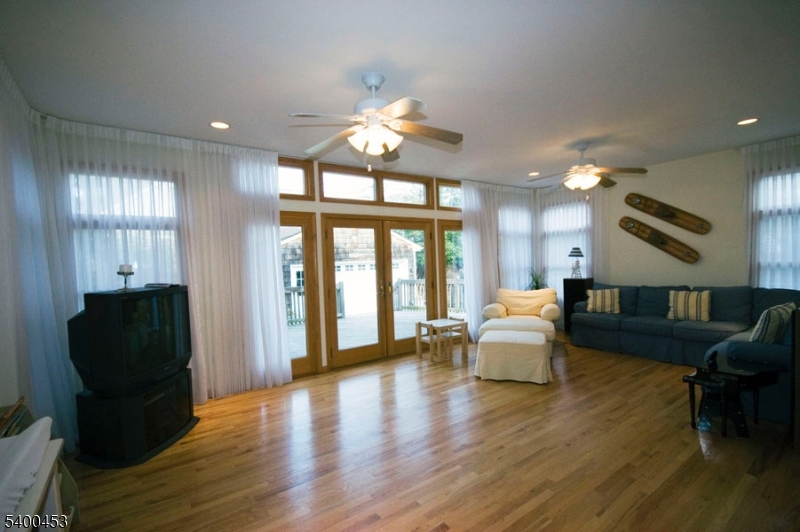 Bay Head Boro, NJ 08742,164 Osborne Ave