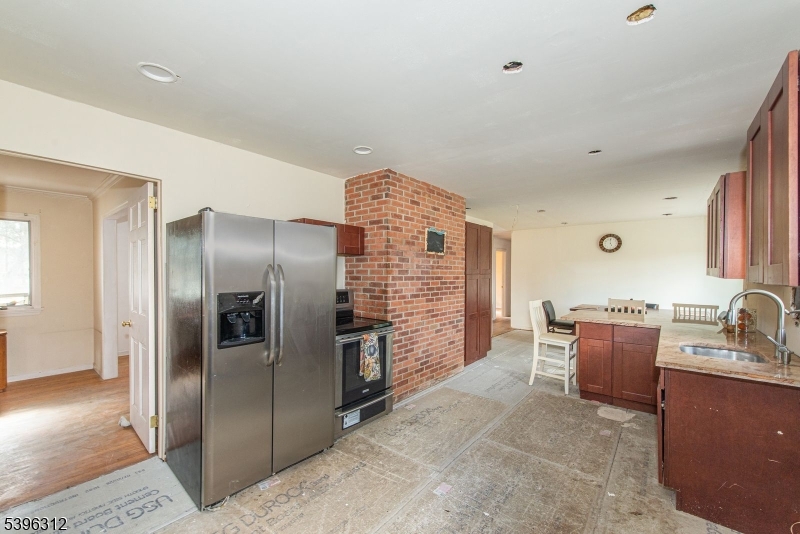 Chester Twp., NJ 07930,4 Schoolhouse Ln