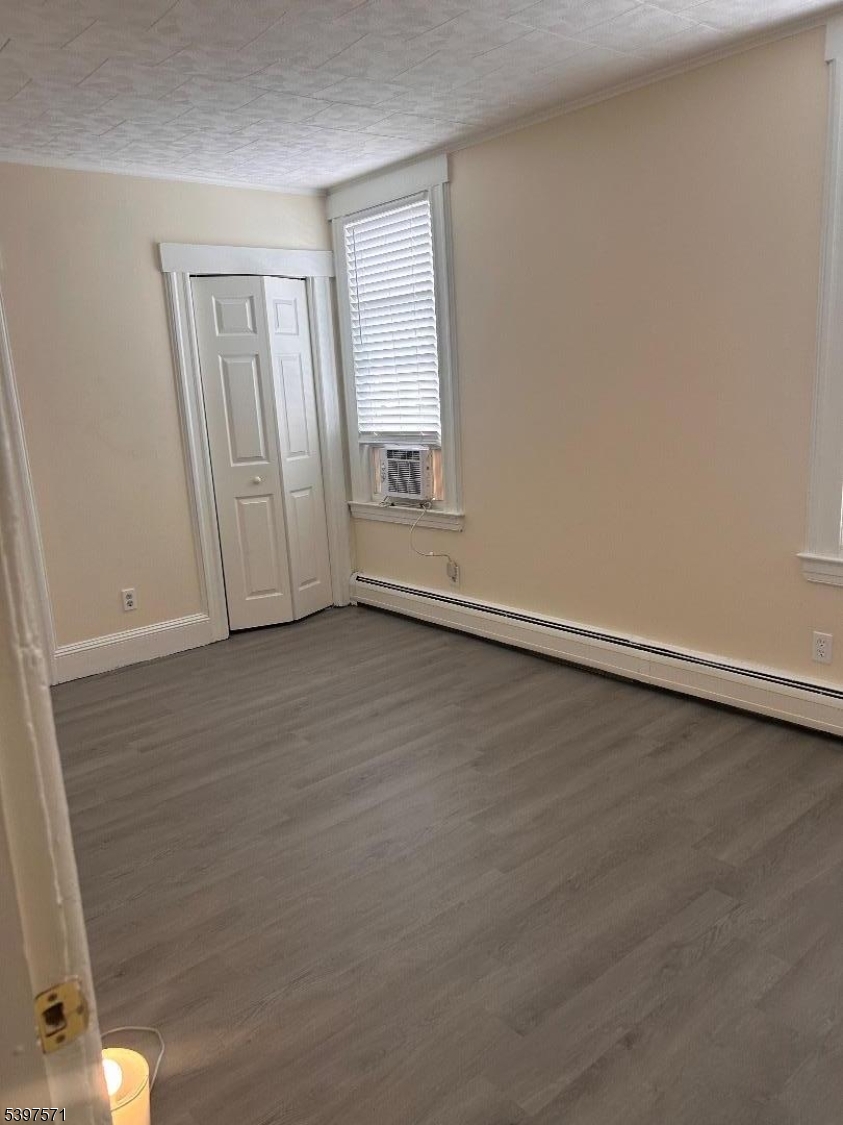 Bloomfield Twp., NJ 07003,18 Cedar St