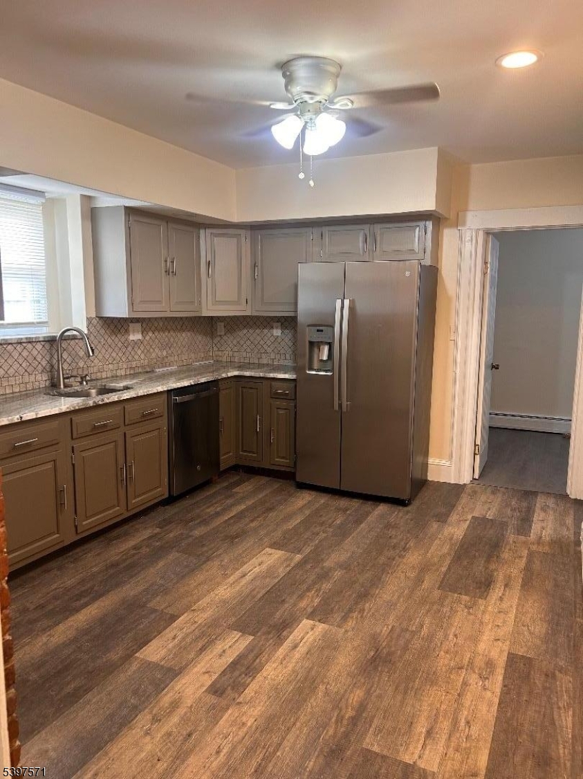 Bloomfield Twp., NJ 07003,18 Cedar St