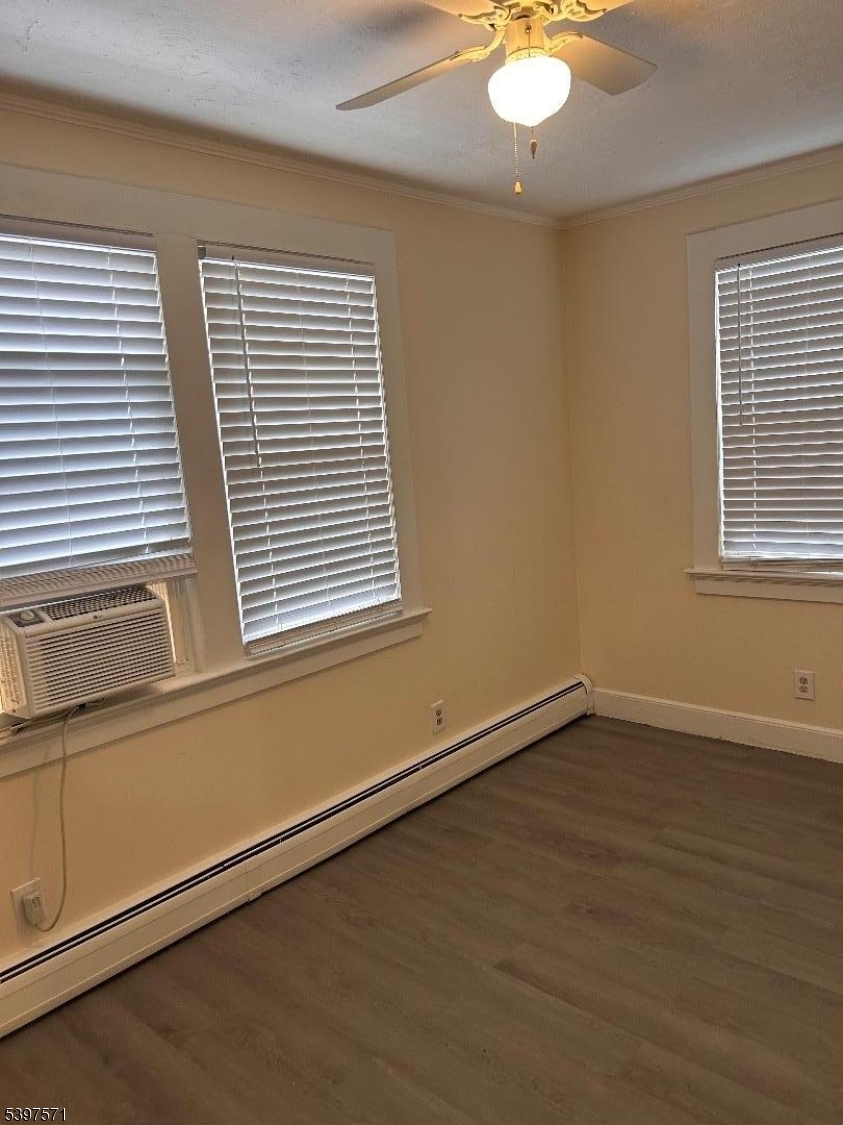 Bloomfield Twp., NJ 07003,18 Cedar St