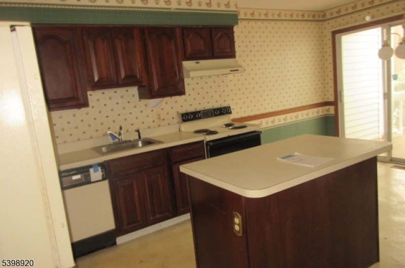 Sparta Twp., NJ 07871,74 Cobbler Sq